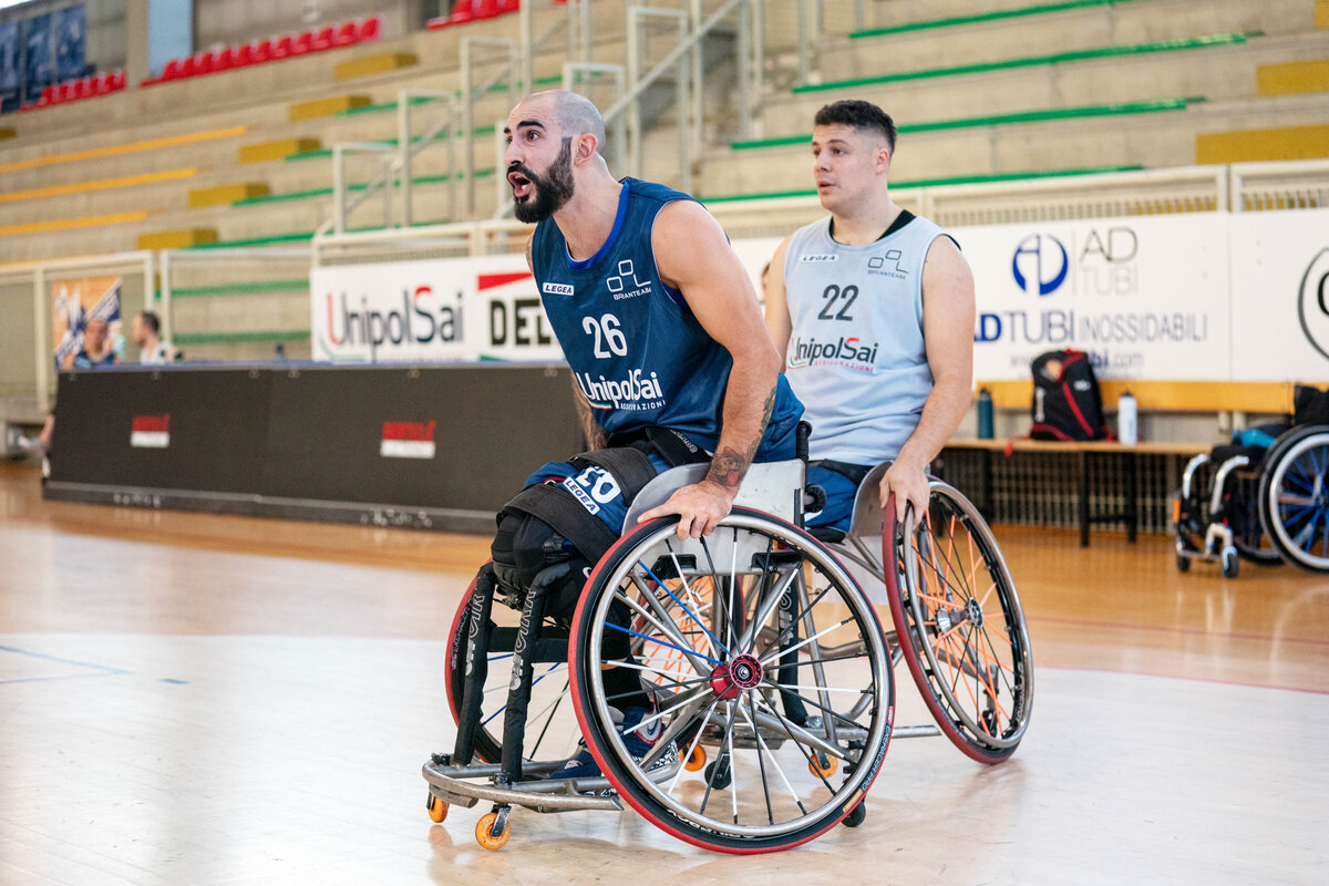 Basket in carrozzina con la Wind